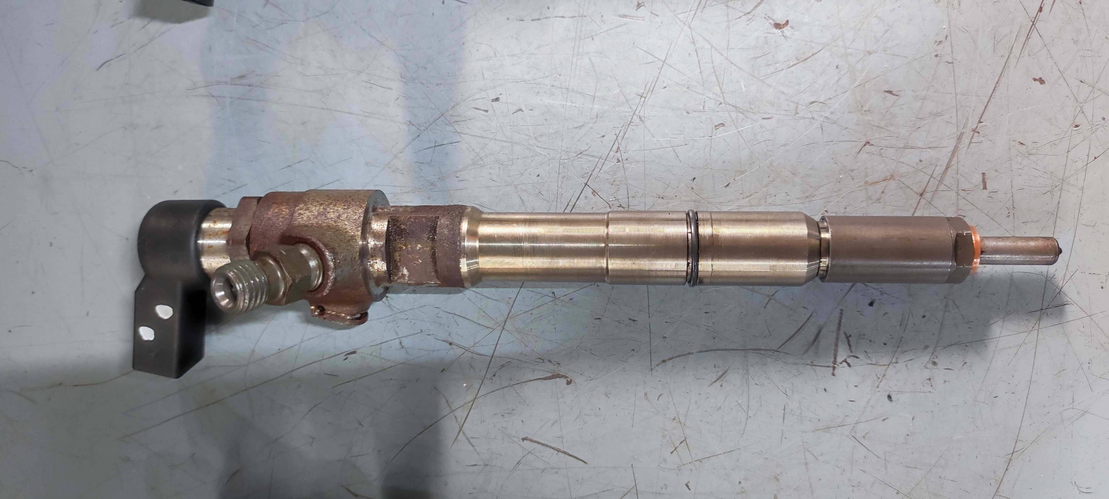 Injector injectoare volkswagen vw 1.6 TDI cay CAYC cod 03l130277b