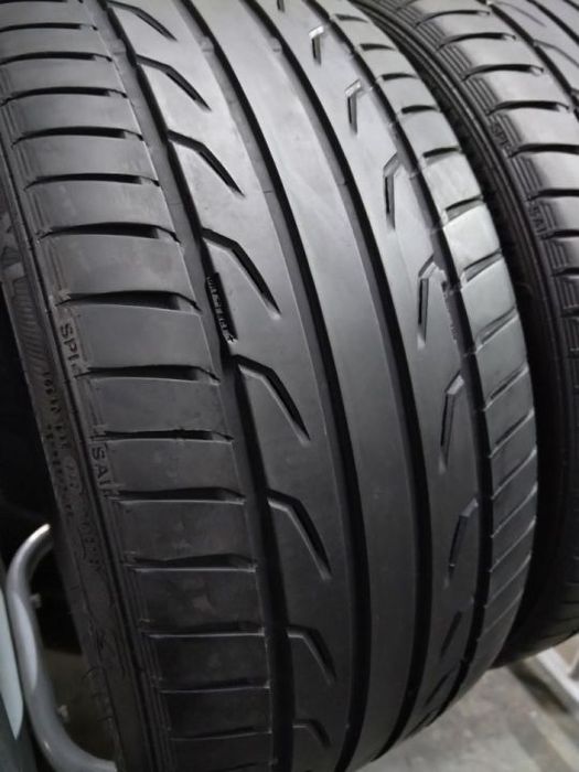 225 40 18, 225 45 18, 245 45 18, 245 40 18, 235 40 18, 225 50 18, 285