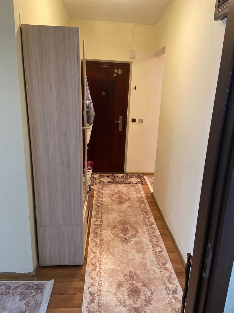 Дава се под наем Тристаен апартамент в Хасково, Възраждане - 82 кв.м за 229.5 € - Снимка #3