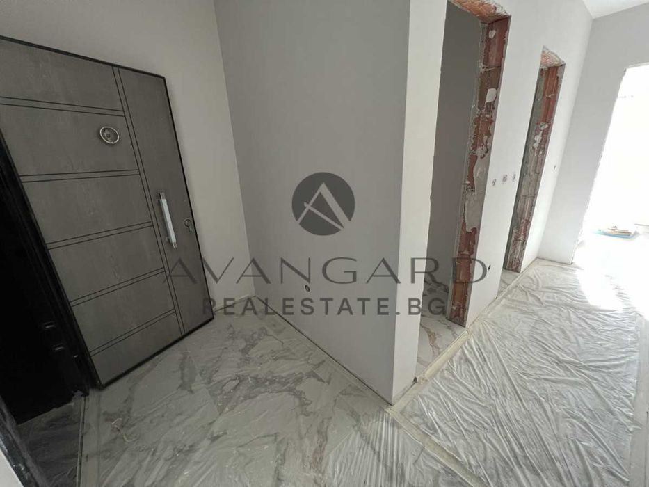 Продава се Тристаен апартамент в Пловдив, Кършияка - 120 кв.м за 1530 €/кв.м - Снимка #9