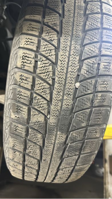 Продам шины на 215/60/16 р б/у