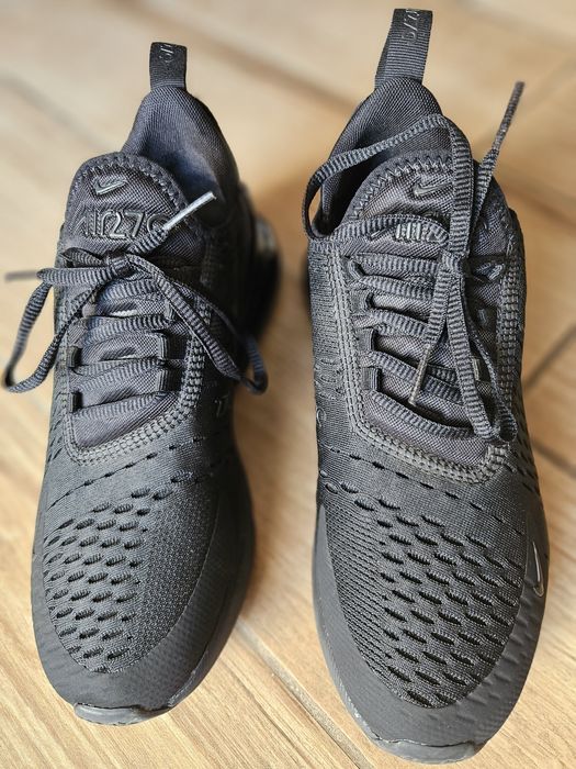 Дамски маратонки Nike Air Max 270