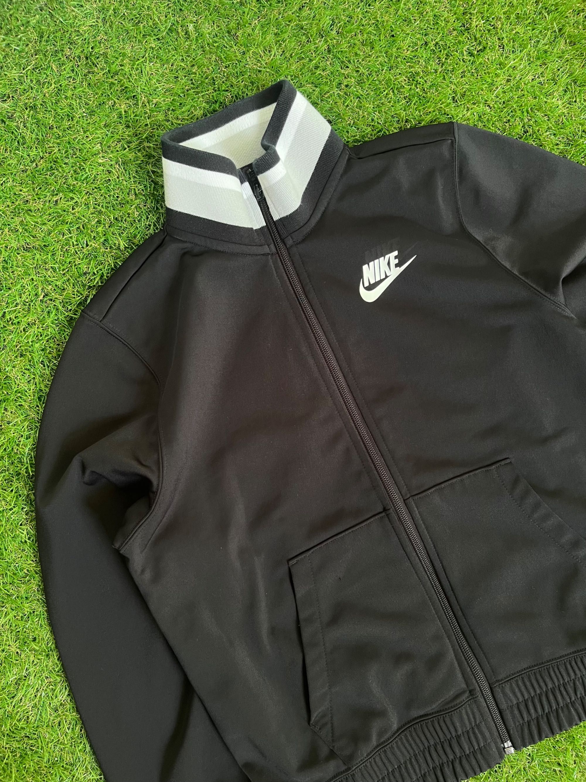 Дамски екип : NIKE XS