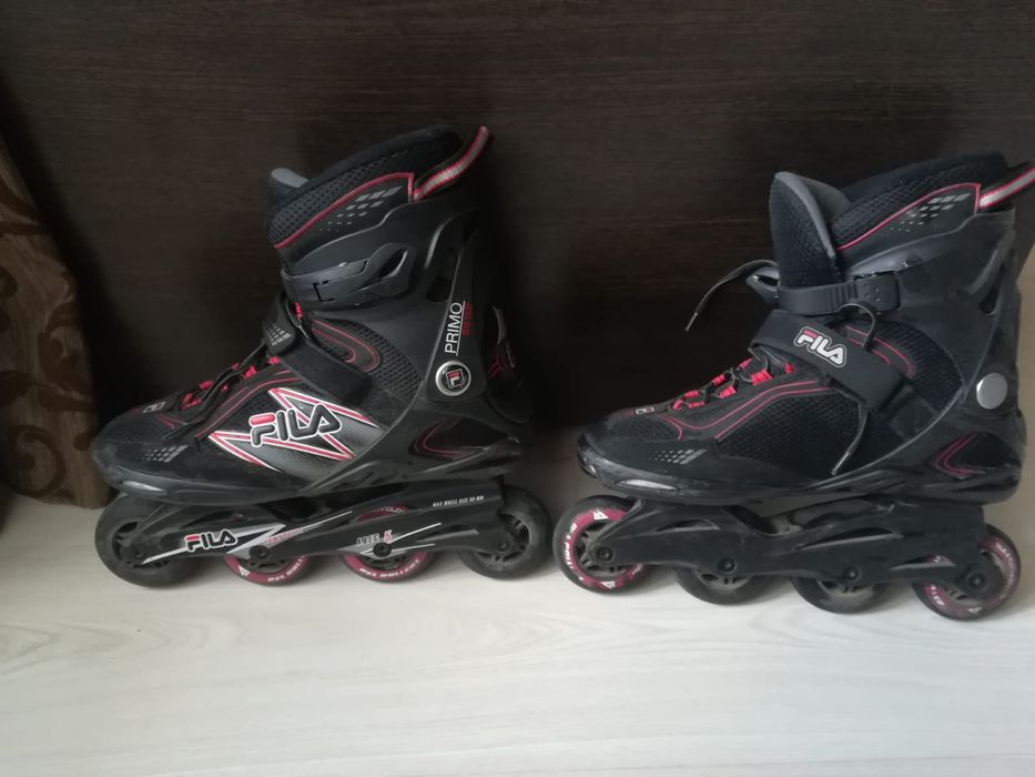 Продам роликовые коньки