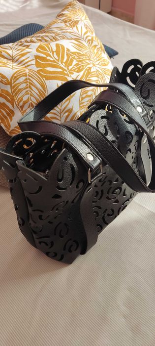 Стилна дамска чанта с флорални мотиви от две части