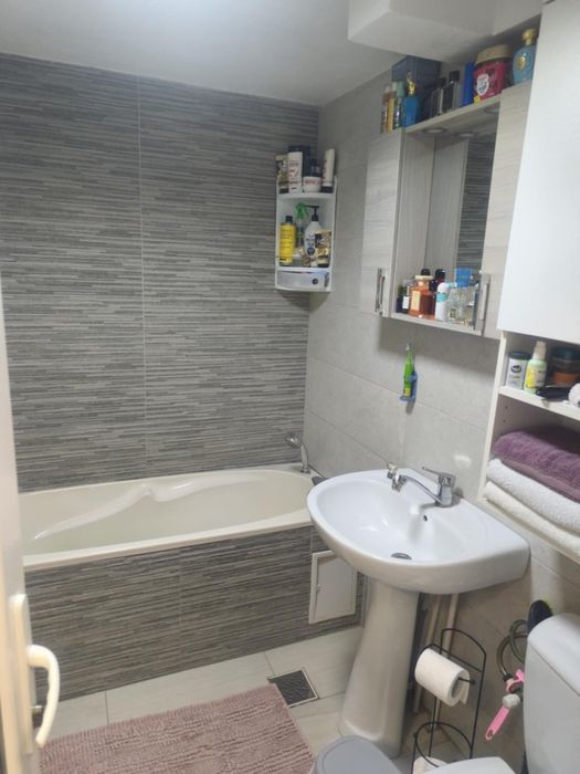 Vând apartament 2 camere