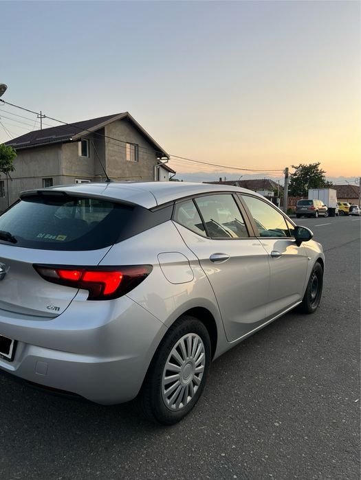 Opel Astra K.