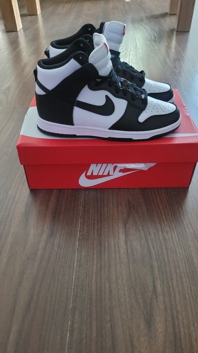 Нови кецове  Naike