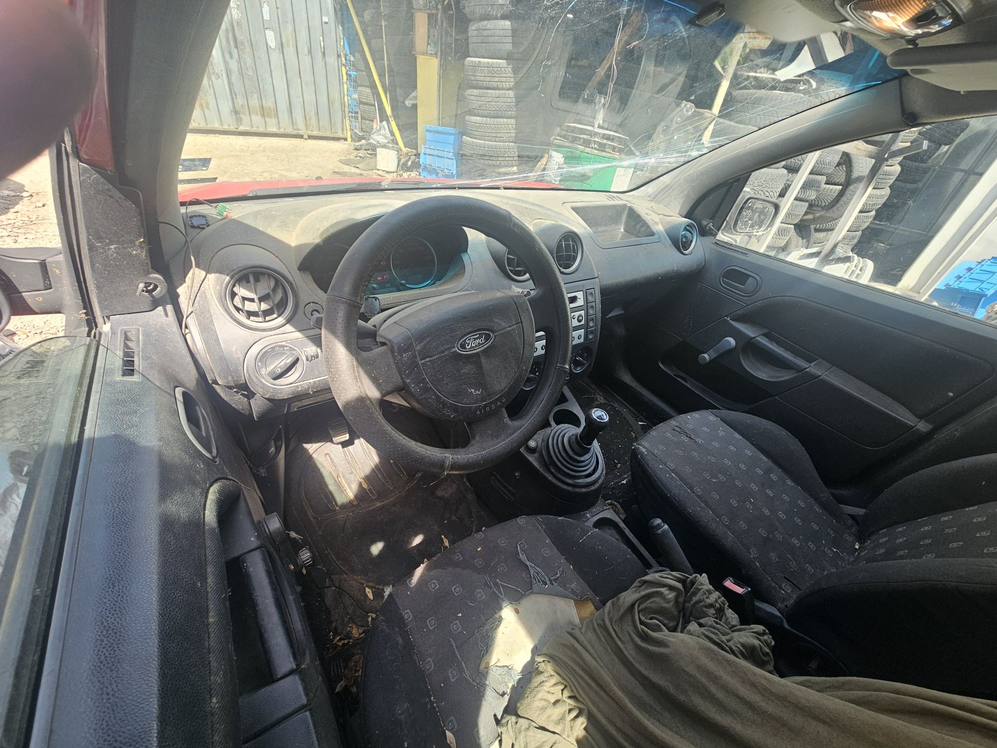 Ford fiesta  на части