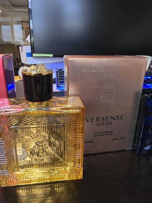 Parfum ce se vede în poze