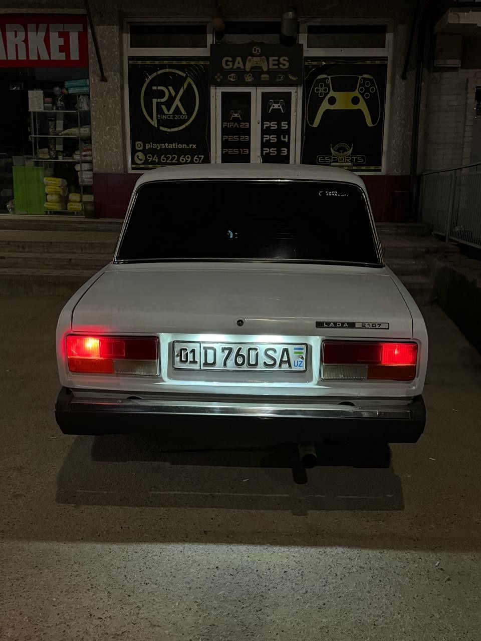 Vaz jigoli 2107 sotiladi 2003 yil faqat naxt