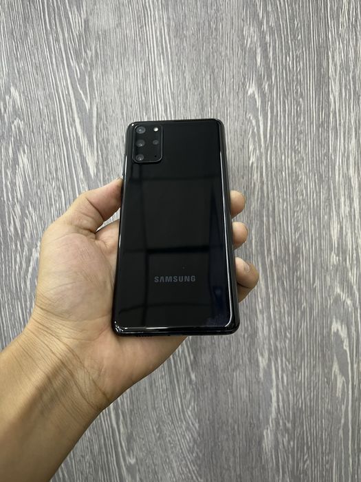 SAMSUNG S20 Plus 256GB.   .