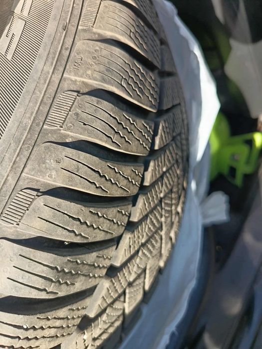 Зимни гуми Apollo 225/55/R16 с оригинални джанти