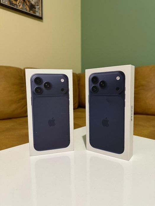 НОВ! iPhone 17 Pro Max 256GB Deep Blue