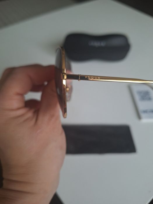 VOGUE Оригинал Слънчеви очила