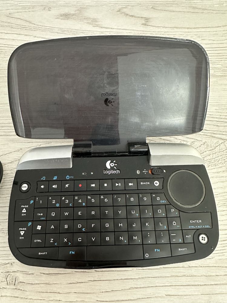 Tastatura bluetooth Logitech