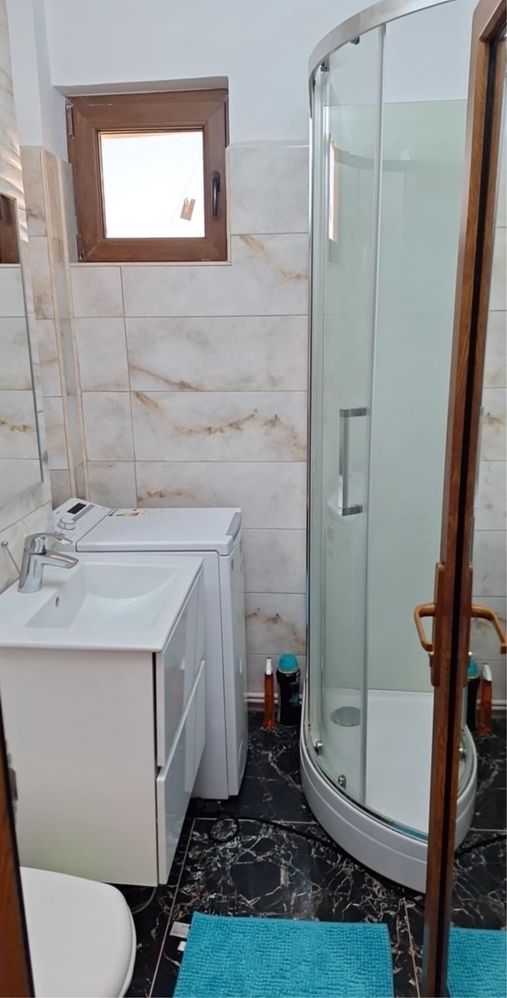 Vând sau schimb ap 2cam situat în Movila Miresii