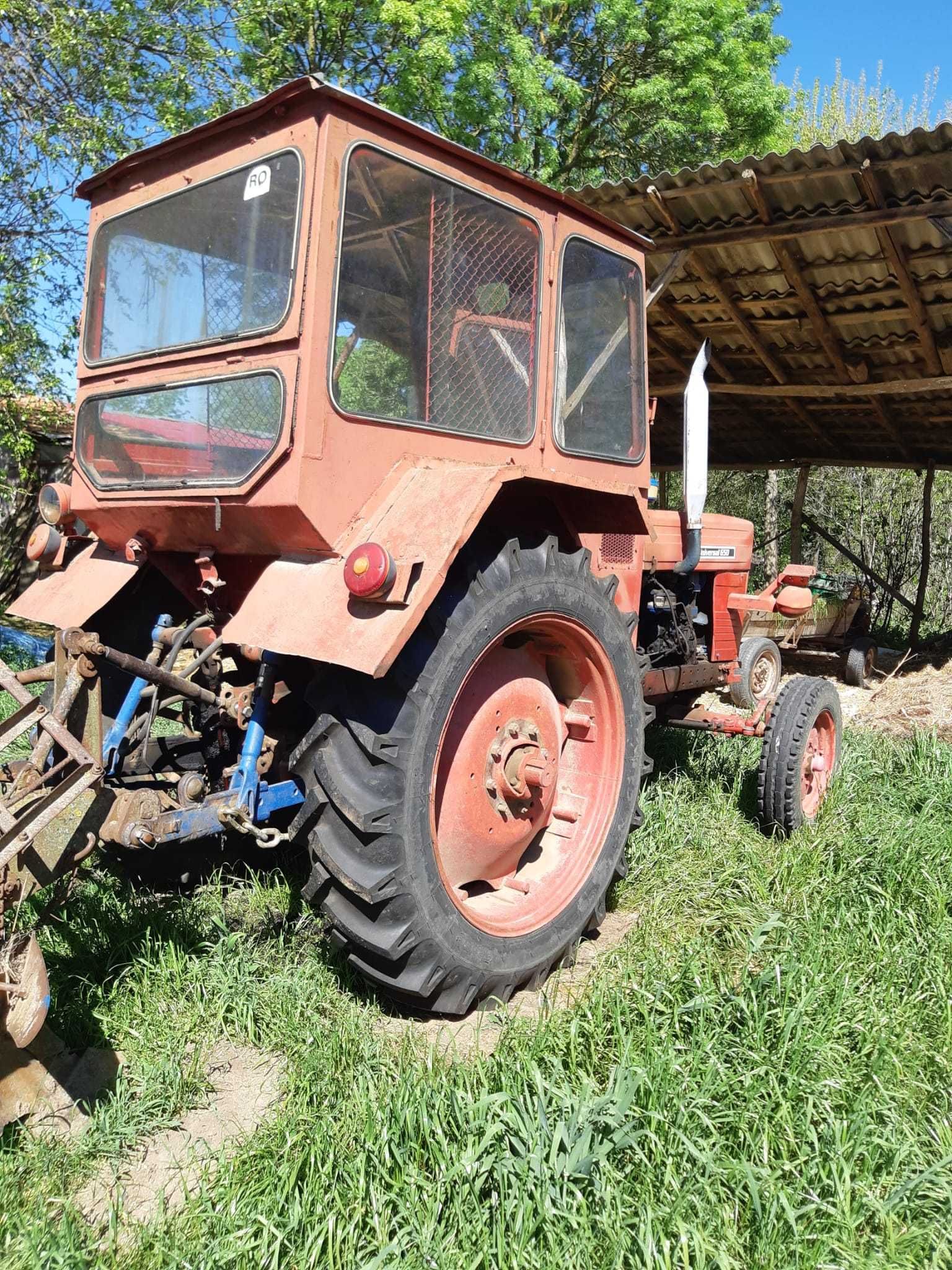 Dau la schimb tractor in stare perfecta