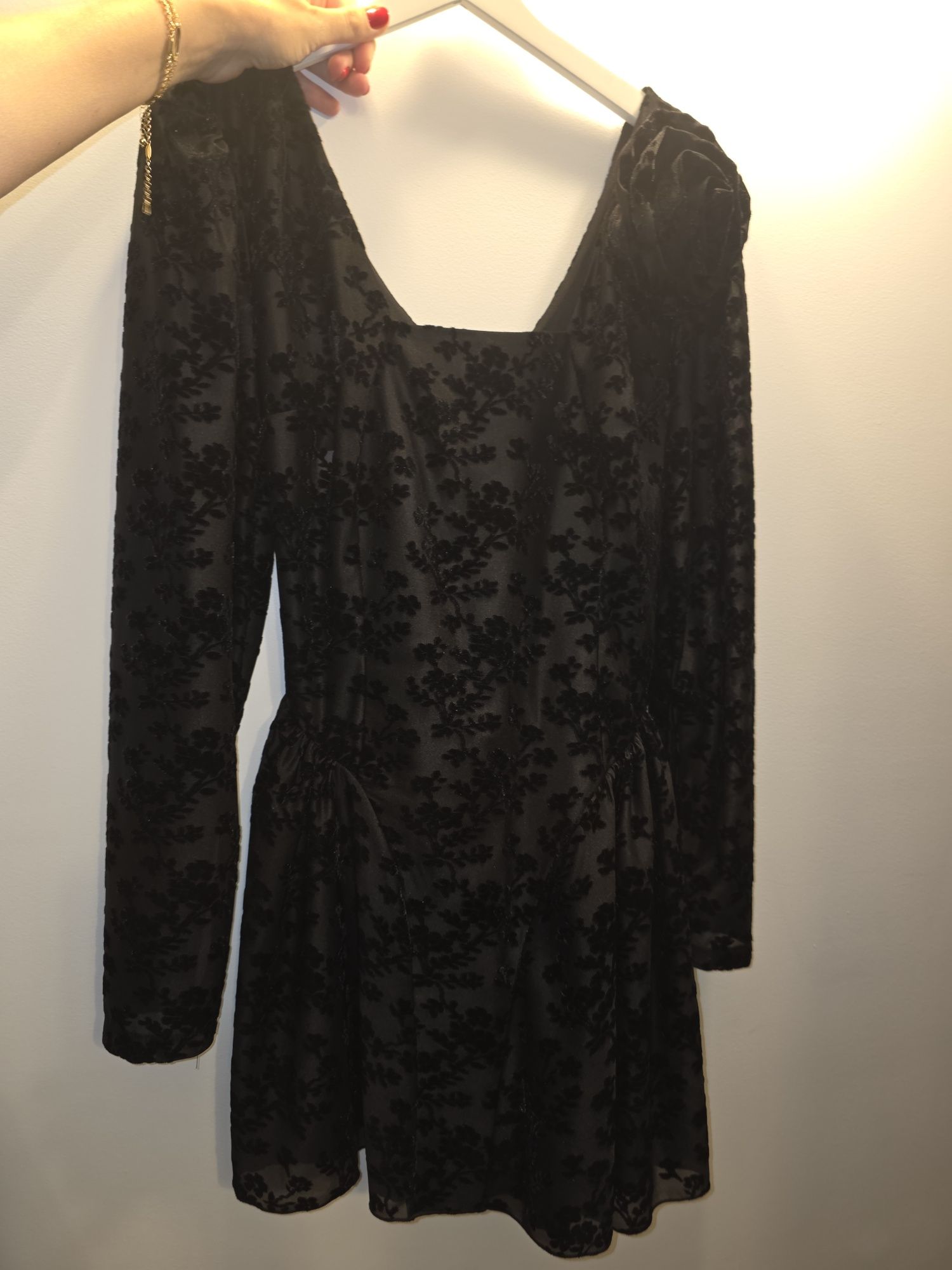 Rochie scurtă babydoll, cu mâneci lungi