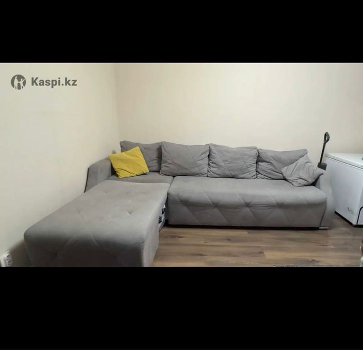 Угловой диван в отличном состоянии