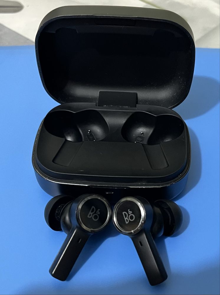 Наушники Bang&Olufsen