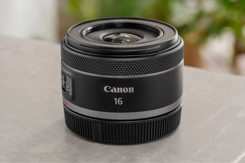 Canon r, rf 24-70 2.8, rf 16 mm 2.8