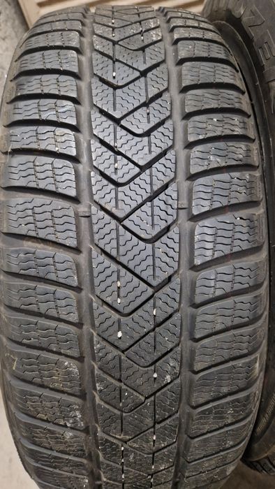 Pirelli 225 55 17