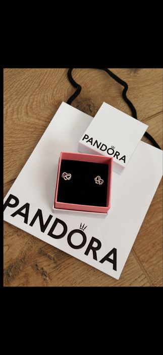 Пандора обеци Pandora