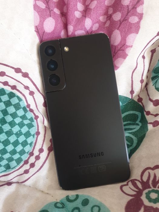 S 22 256гб не ловит сети