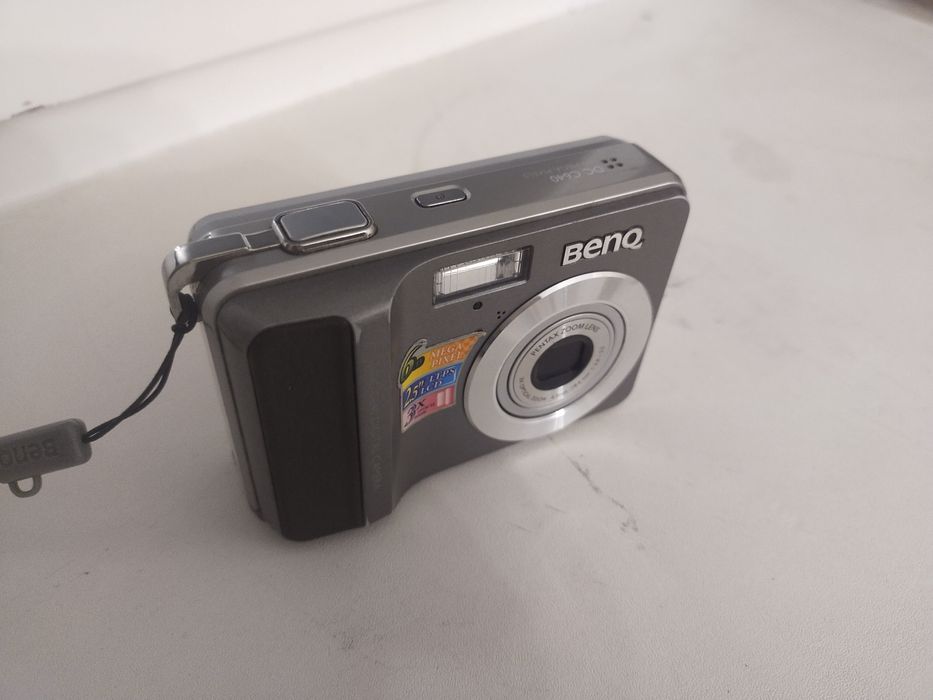 Цифровой фотоаппарат 20тыс.тнг.