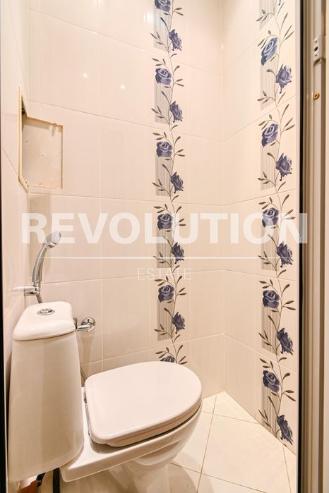 Дава се под наем Тристаен апартамент в София, Младост 1 - 88 кв.м за 700 € - Снимка #9