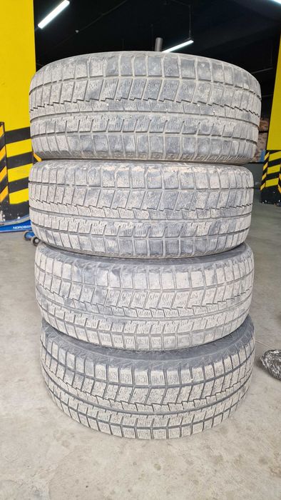 Зимние шины 215/55 R17 Aoteli БУ