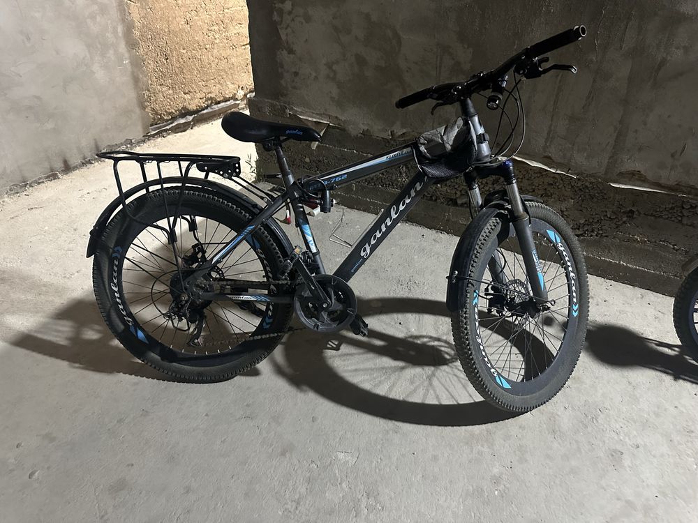 Velik 2ta sotiladi
