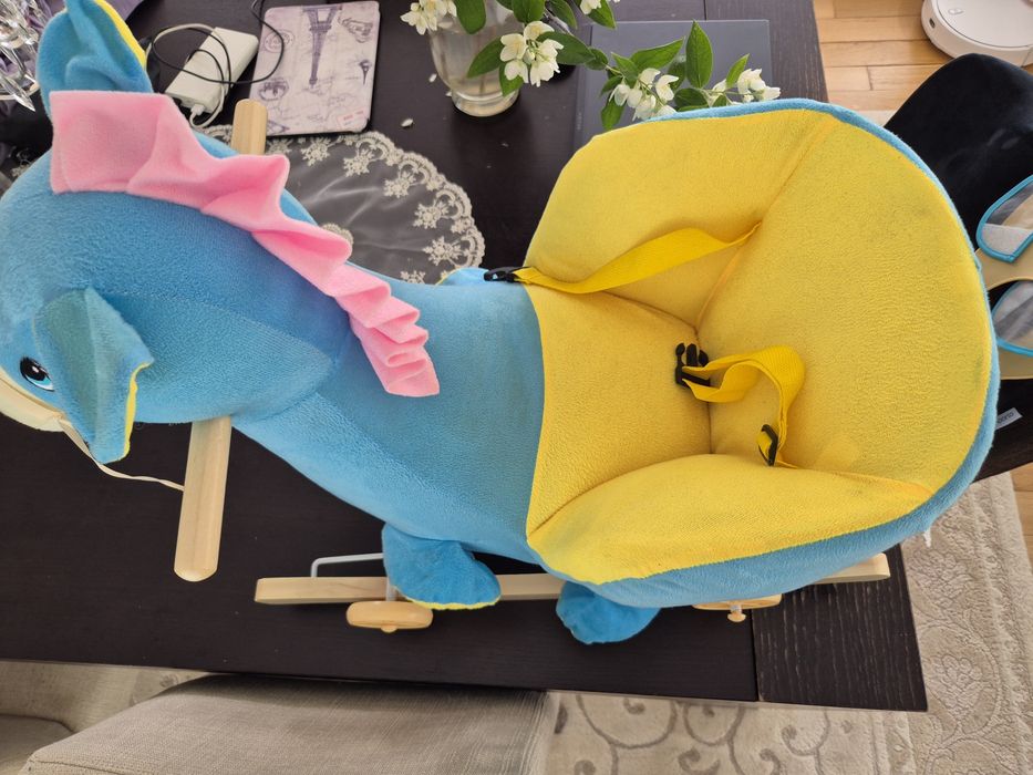 Vând balansoar cu roti copii din plus