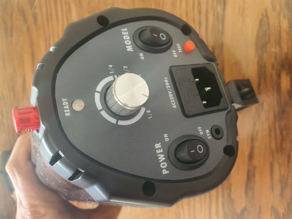 Blituri foto cu umbrele pentru studio