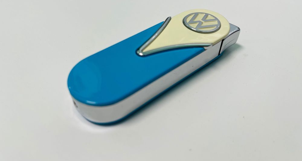 Brichetă metalică Volkswagen reîncărcabila calitate top