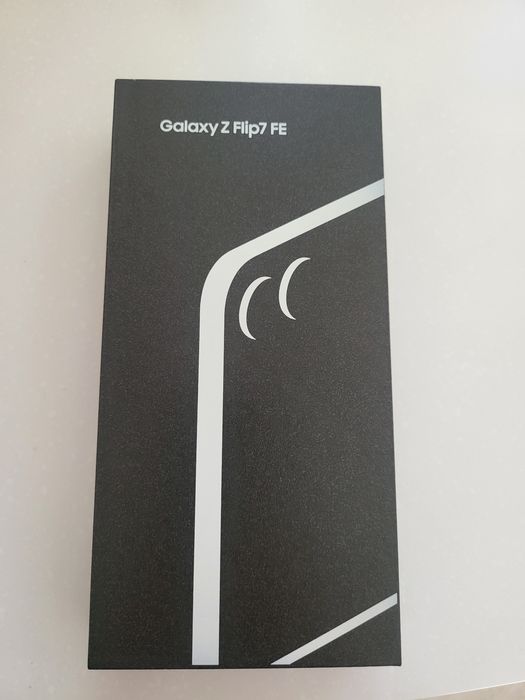 Новый Samsung Galaxy Z Flip7