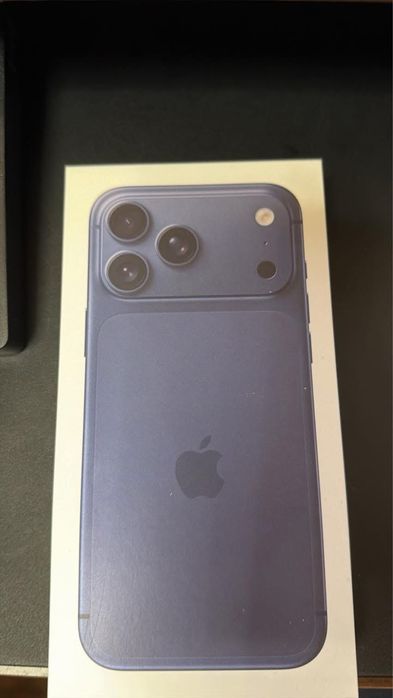 iPhone 17 Pro Max 256 Deep Blue 256GB - Наличен
