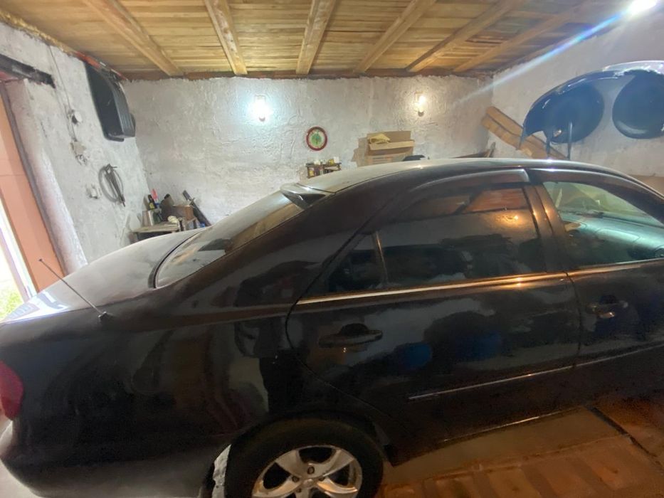 Продаём автомобиль Toyota Camry