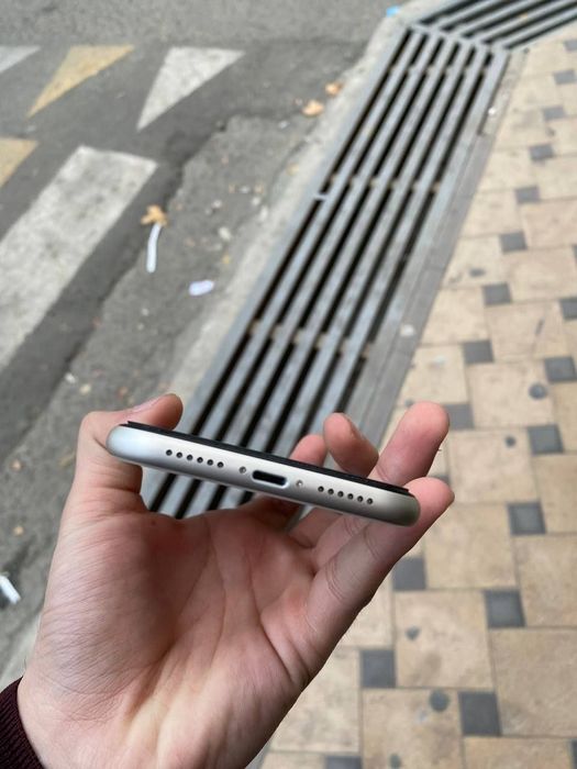 iPhone 11 idial tozasidan
