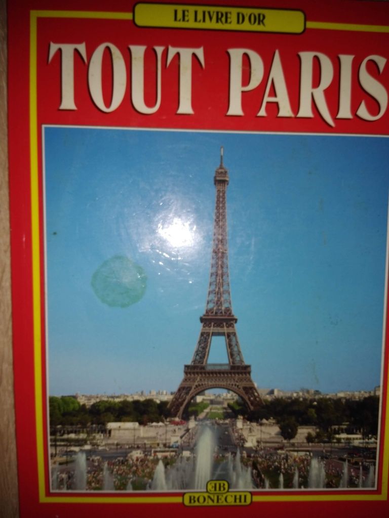 Album/Ghid calatorie - Tout Paris și macheta tour Eiffel