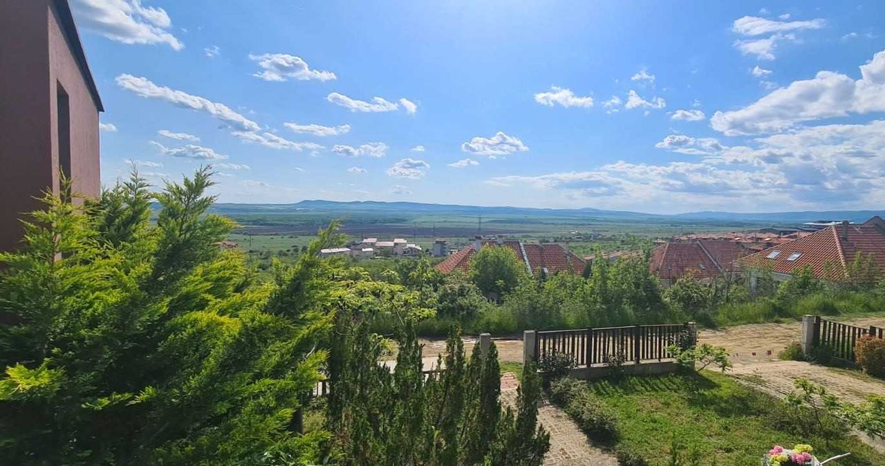 Продава се Двустаен апартамент в с. Кошарица, Област Бургас - 82 кв.м за 853 €/кв.м - Снимка #15
