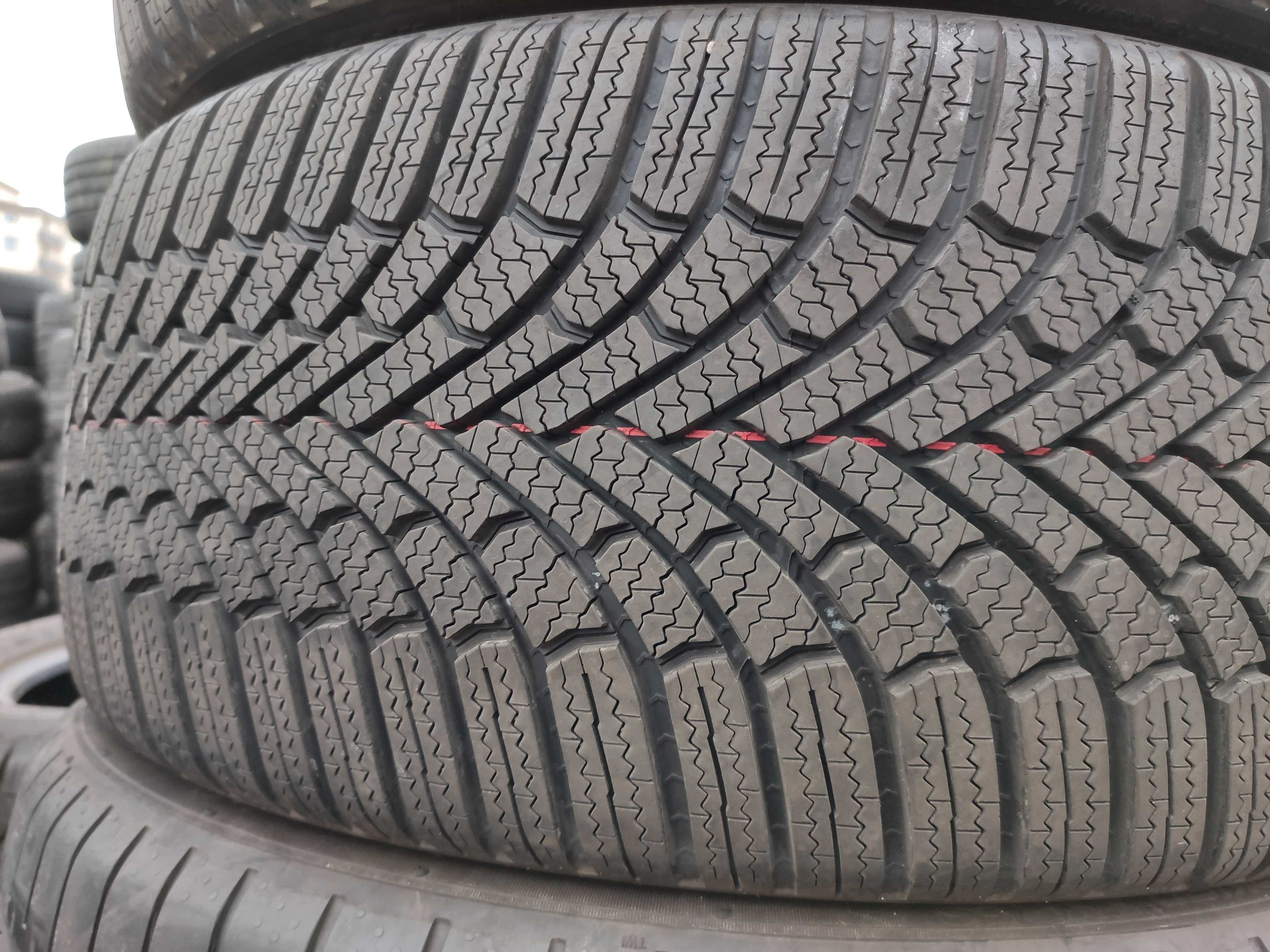 2бр Като нови зимни гуми 225 40 18 - Bridgestone - DOT 2024