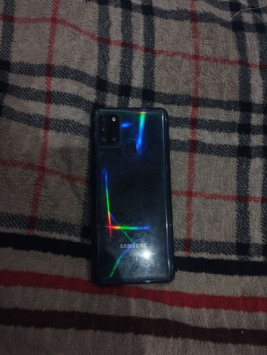 Samsung a 21s yaxshi ishlab turgan telefon