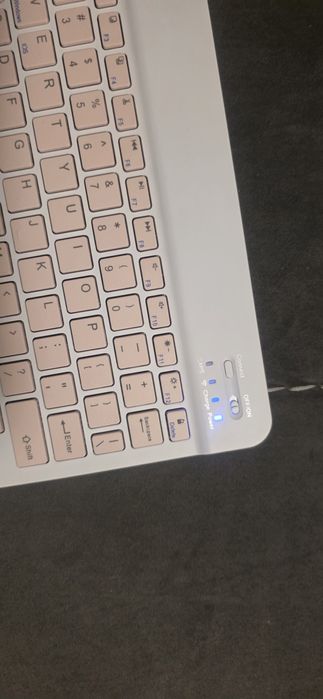 Tastatură wireless