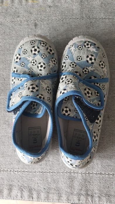 Papuci de interior 28