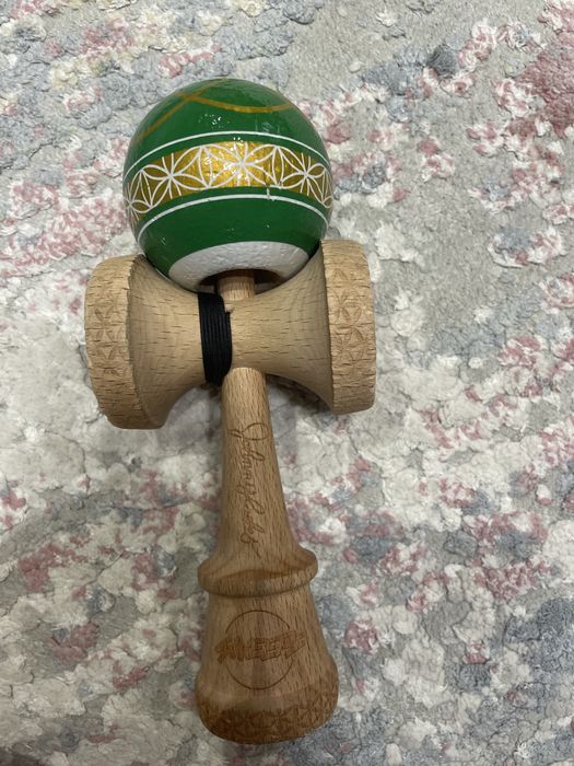 Kendama johny reakes