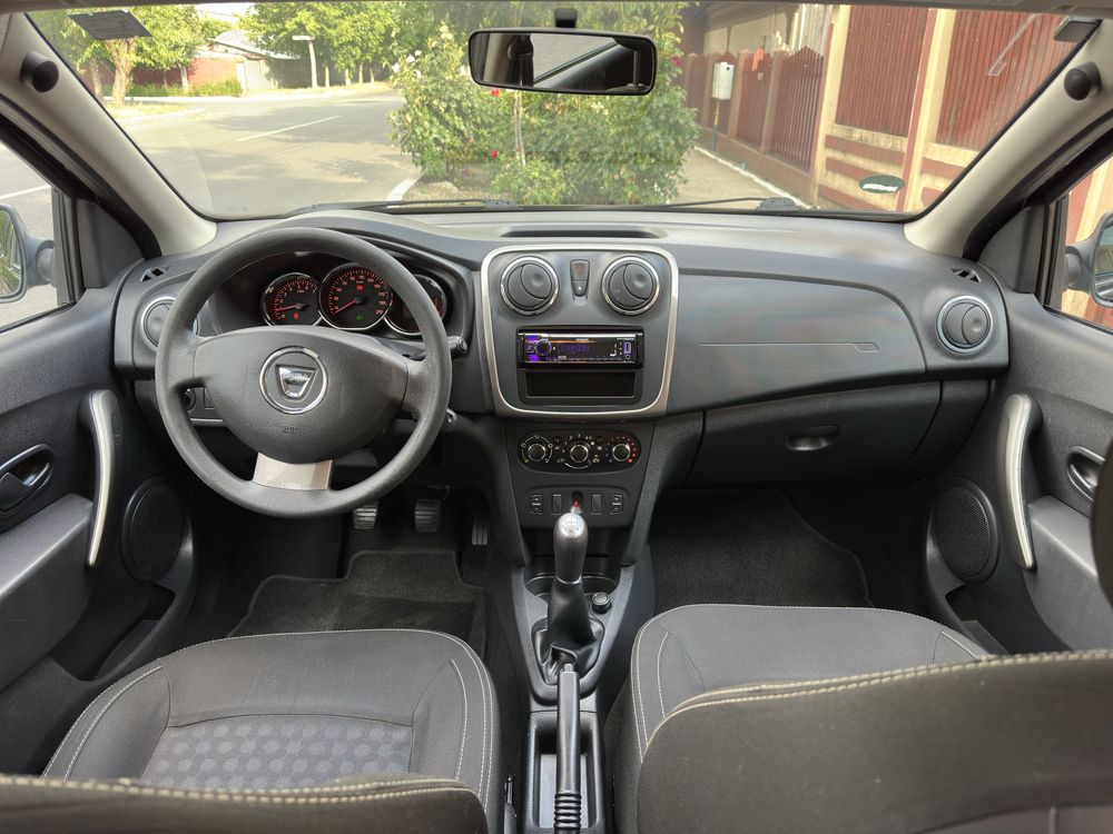 Logan MCV 2014 1.2i  195.000Km