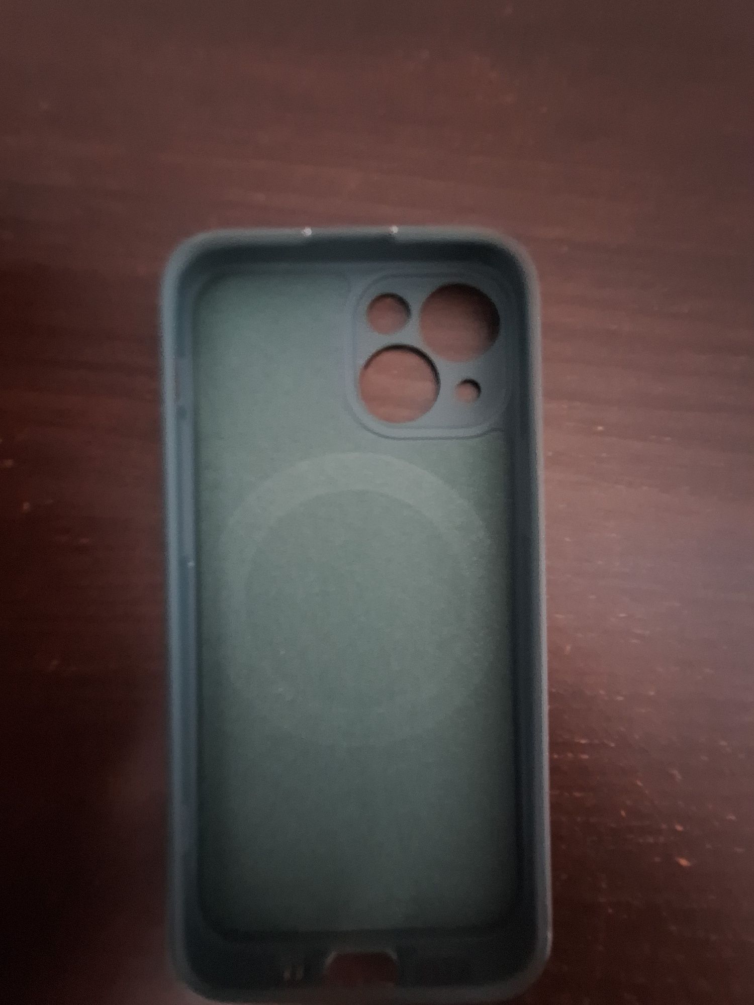 Vand husa iPhone 13 mini, folie ecran și protecție camere spate