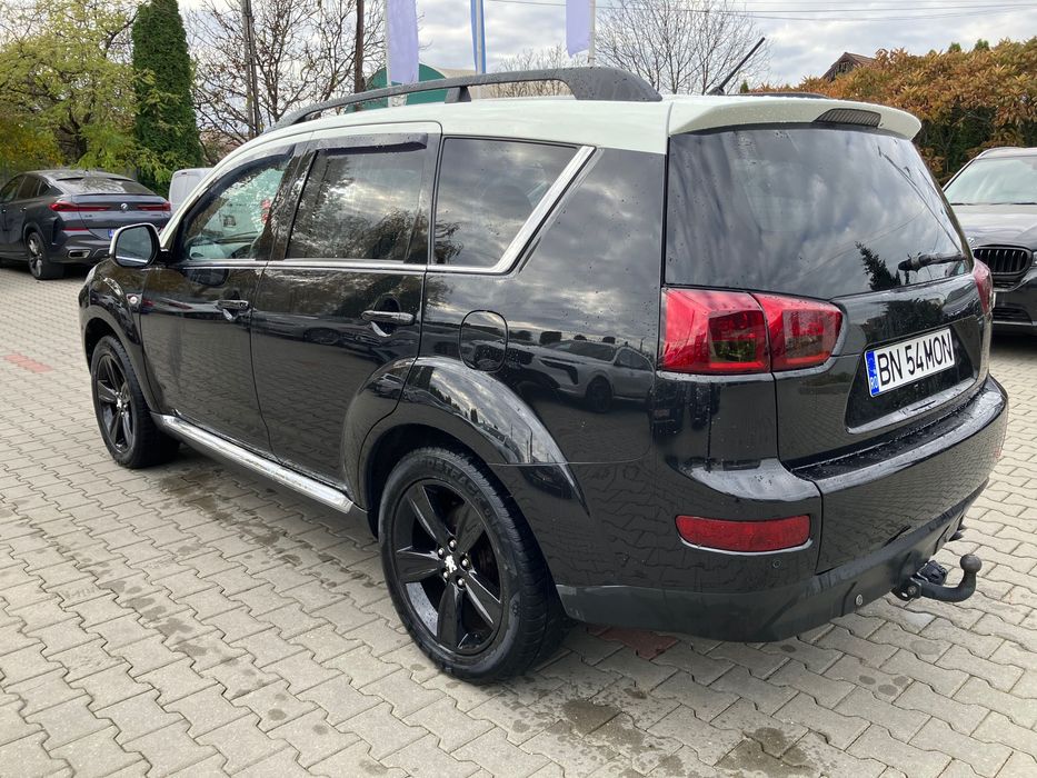 vand peugeot 4007 /schimb cu bus 8+1